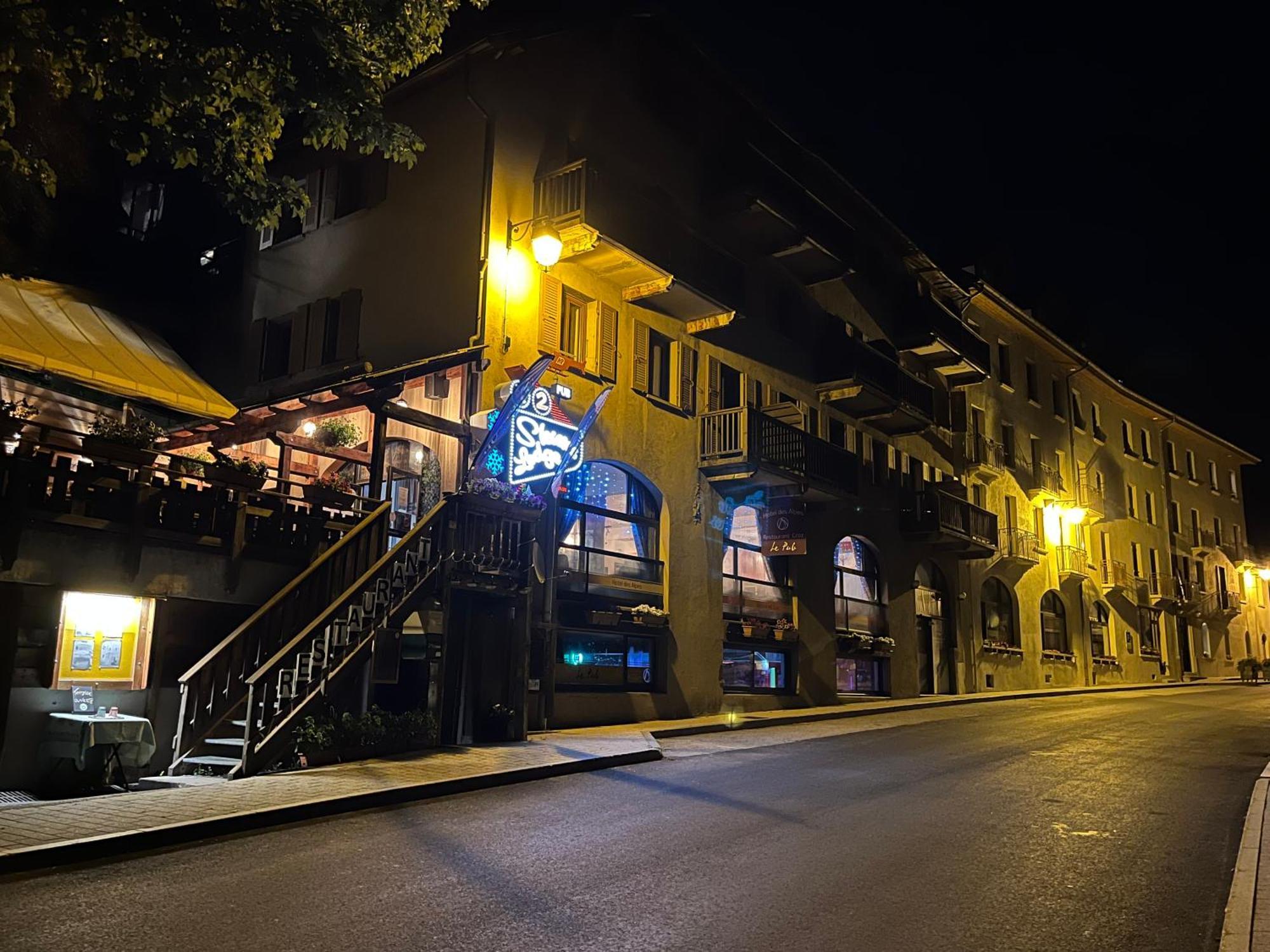 Hotel Des Alpes - Skiers & Bikers Lodge ラ・グラーヴ エクステリア 写真